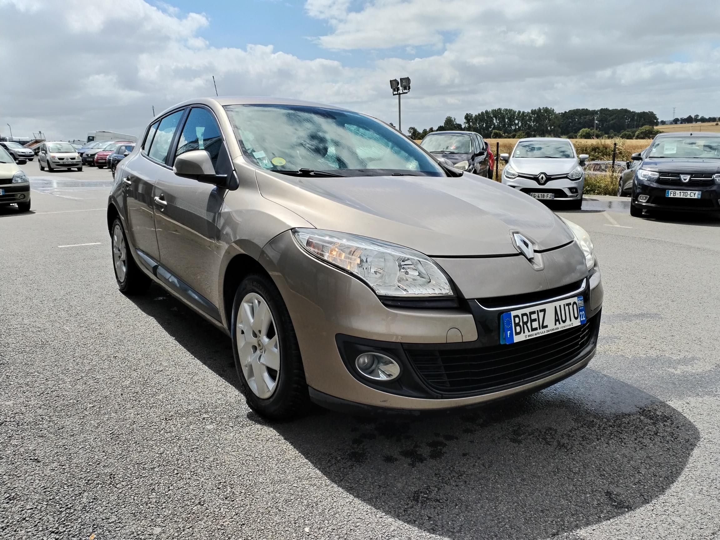 RENAULT  MEGANE III               